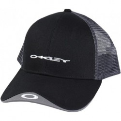 Men's Trucker Hat 2.0