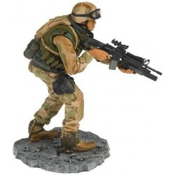 Figura McFarlane Military Second Tour Duty Caucasian Army Desert Infantry Grenadier